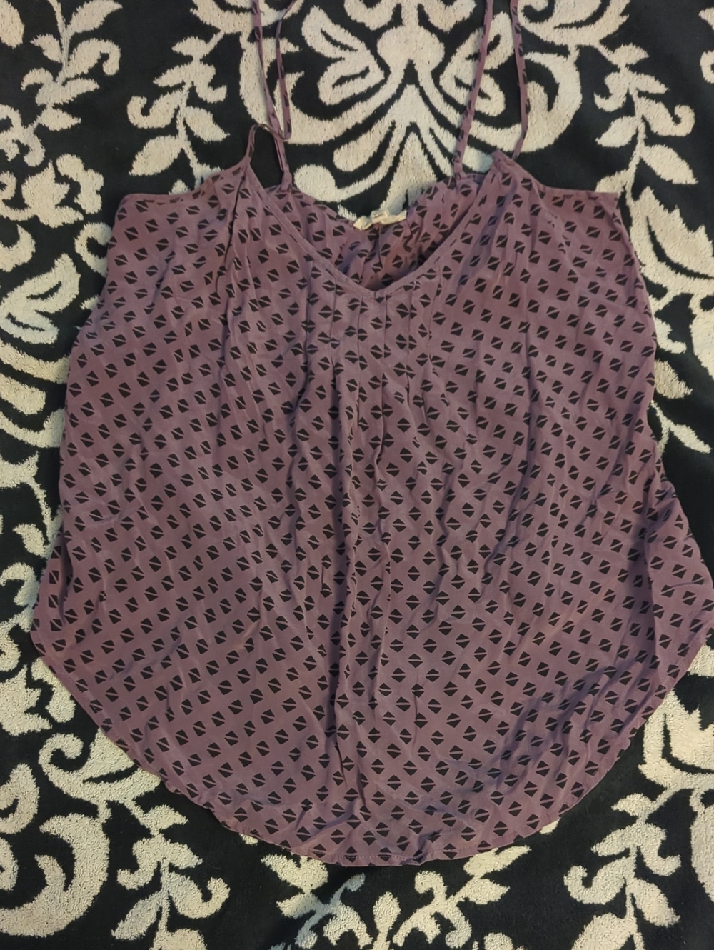 100% Silk silence + noise Purple Geometric Arrows Spaghetti-Strap Camisole